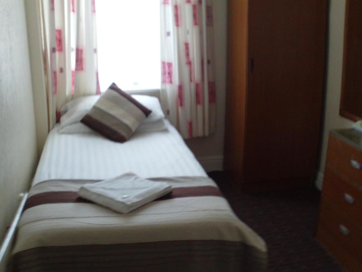 The Albert Hotel Near Winter Gardens Blackpool Esterno foto