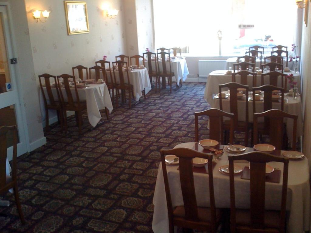 The Albert Hotel Near Winter Gardens Blackpool Esterno foto